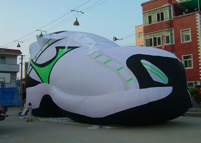 Modello gonfiabile della grande decorazione viva dello squalo per la pubblicità e la decorazione