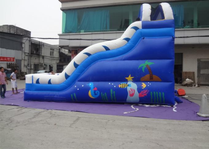acquascivolo gonfiabile gigante blu di Commercia del campo da giuoco degli adulti e dei bambini del PVC di 0.55mm per il partito
