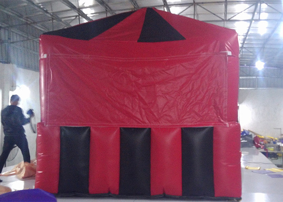 Porcellana Piccolo il cubo nero/rosso ha modellato la tenda gonfiabile dell'aria per tela cerata del PVC di mostra o di nozze fornitore