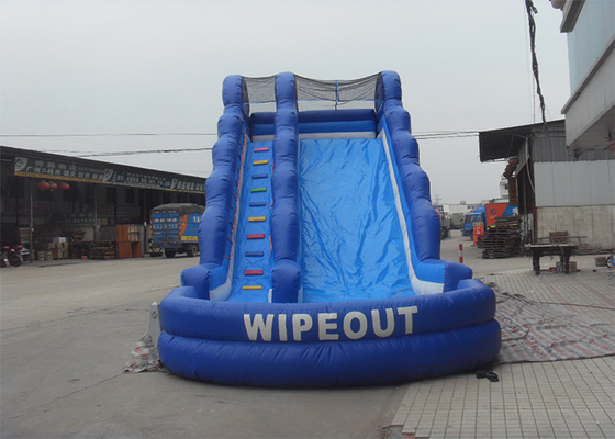 Porcellana Scorrevole gigante gonfiabile del PVC di Wipeout con lo stagno/acquascivolo gonfiabile per i bambini e gli adulti fornitore